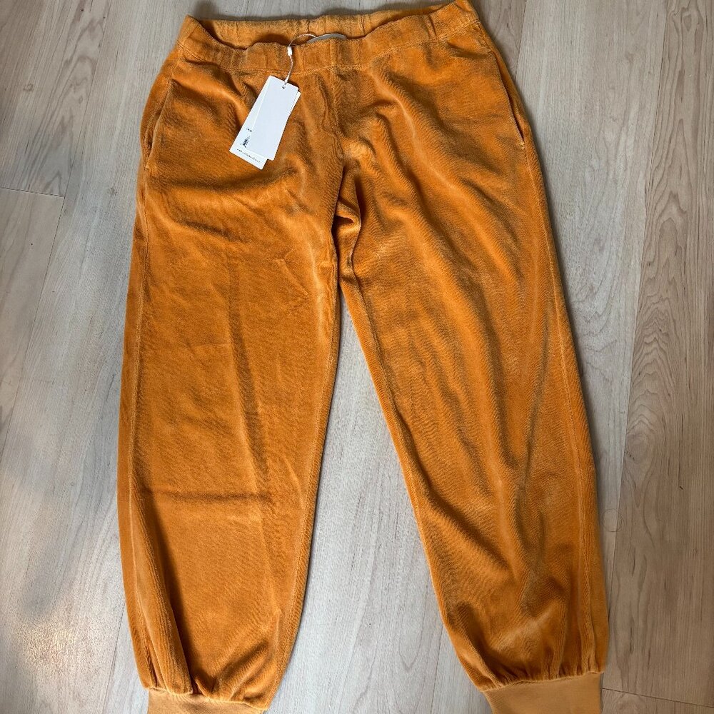 (NWT)Suzi Kondi: Patmos Pocket Pant- Velour